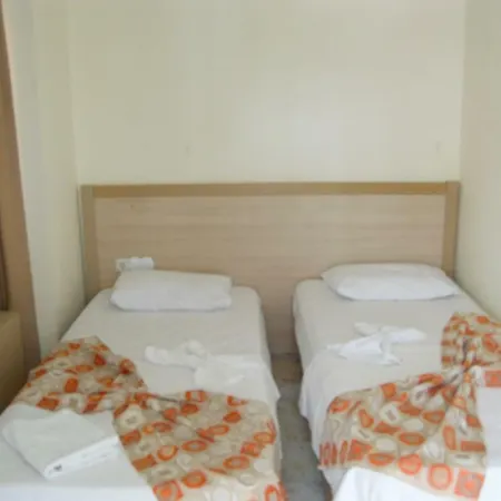 Apart Otel Papaya Side