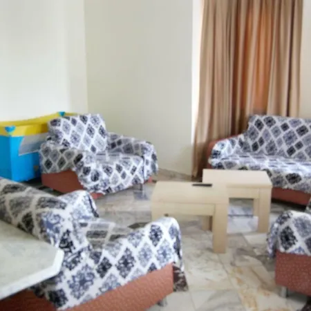 Papaya Aparthotel 3*